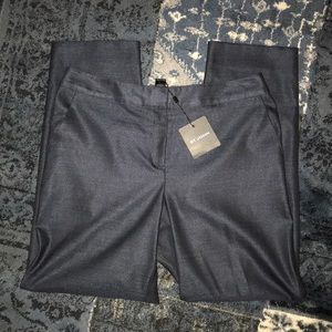 NWT St. John Collection “Emma” dress pants